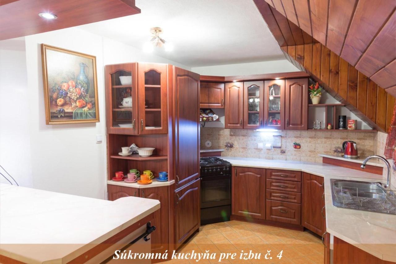 Ubytovanie Adina Poltar Ngoại thất bức ảnh