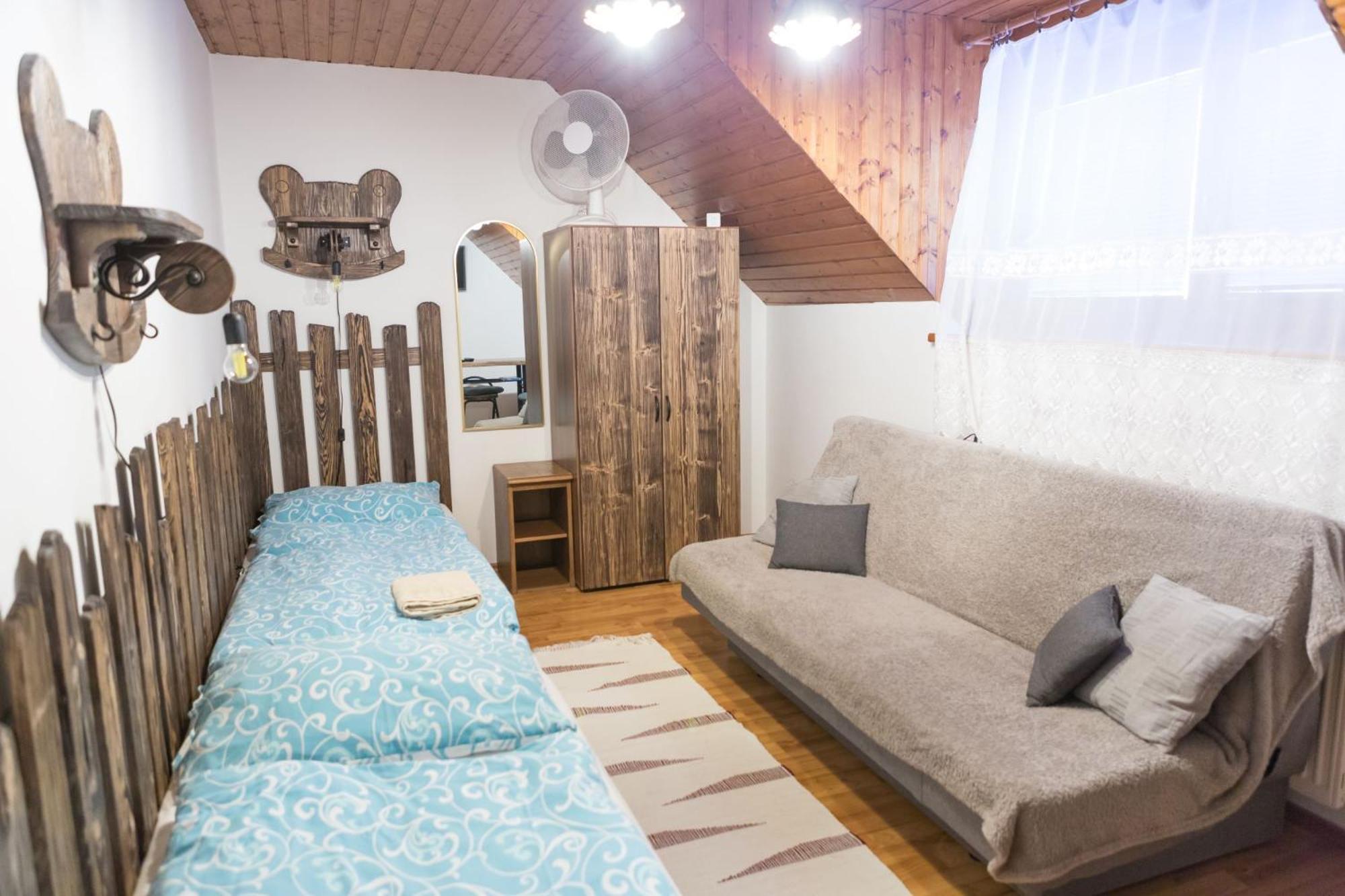 Ubytovanie Adina Poltar Phòng bức ảnh